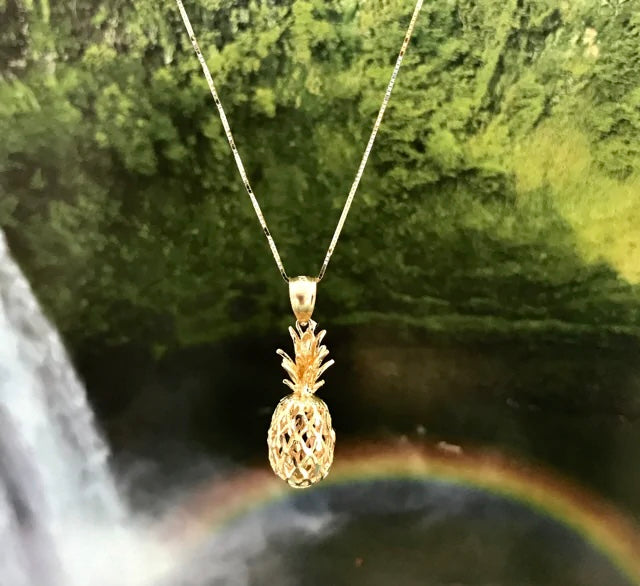 14kt Gold Hawaiian Medium Pineapple Pendant