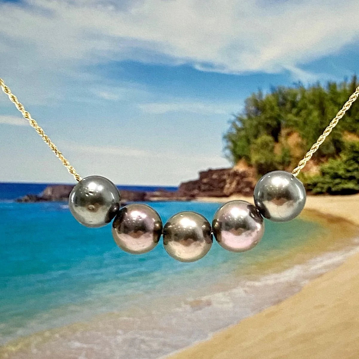 11MM Tahitian Pearl and 14KT Gold Rope Necklace
