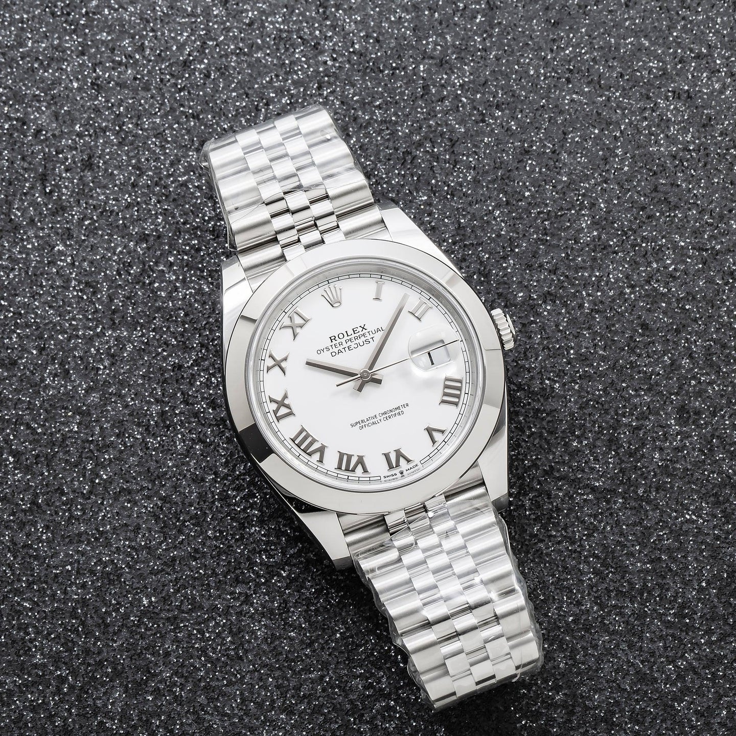 ROLEX DATEJUST 41MM 126300 WHITE ROMAN DIAL SMOOTH BEZEL STAINLESS STEEL JUBILEE BRACELET