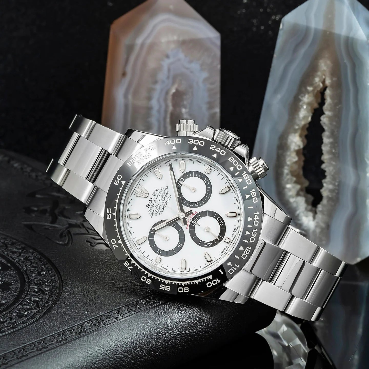 ROLEX COSMOGRAPH DAYTONA 40MM 116500LN PANDA WHITE DIAL BLACK CERAMIC TACHYMETER BEZEL STAINLESS STEEL OYSTER BRACELET
